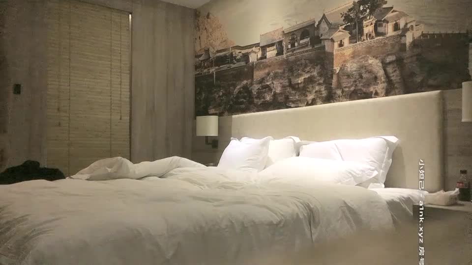 探花郎李寻欢02-26美女被操得说高潮了