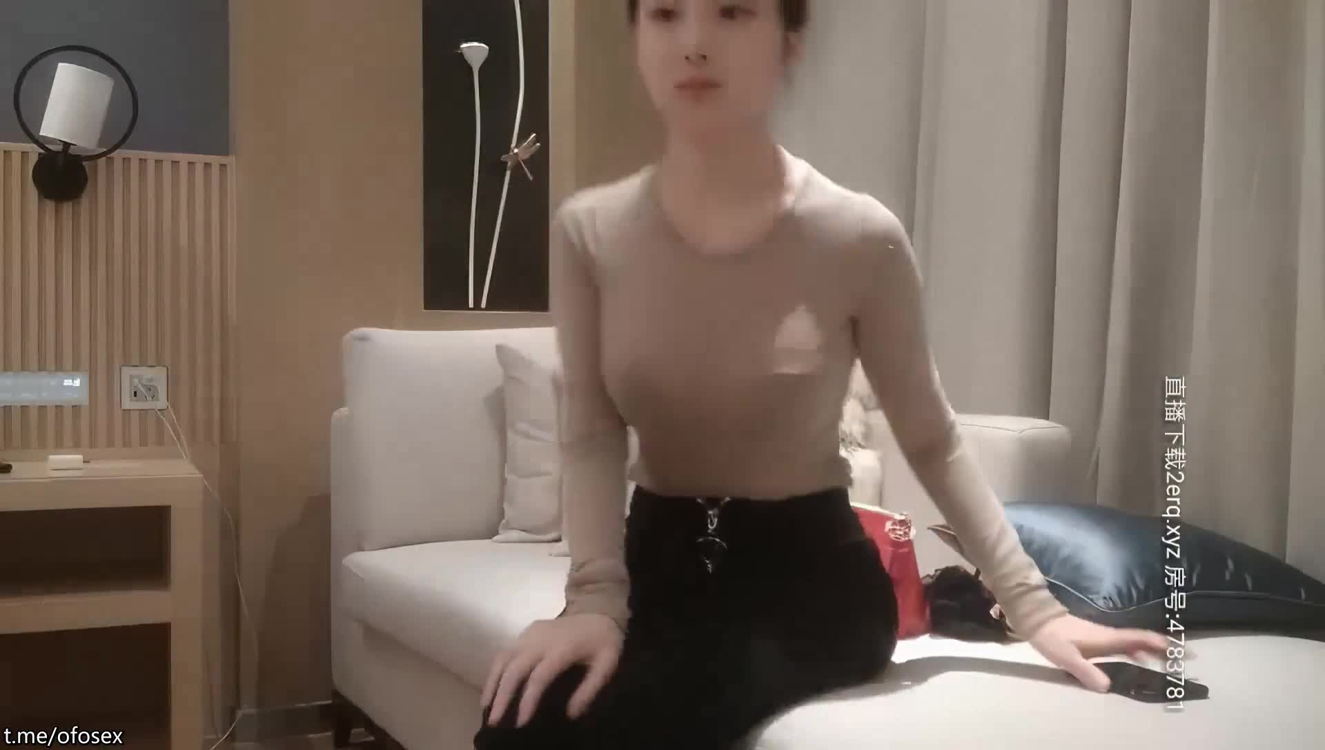 【雀儿满天飞22】温柔娴淑，腼腆害羞高颜值，3500一炮干别人的女神真值