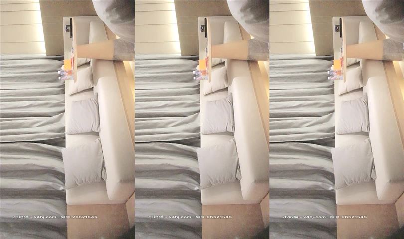 2020.11.24【91沈先生】老金深夜约操苗条00后小萝莉，粉嫩美乳鲍鱼超清晰呈现，鸳鸯浴调情残暴输出，蹂躏两炮娇喘呻吟