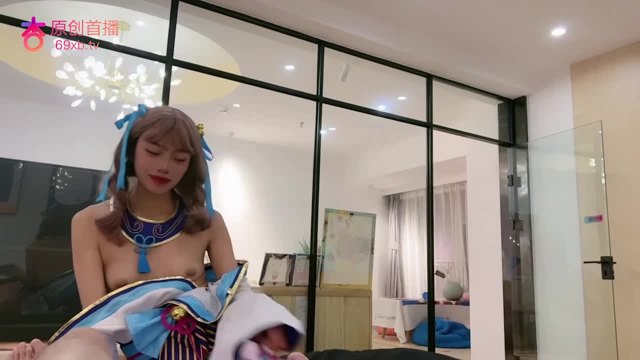 贫乳女友的cos动漫性服务