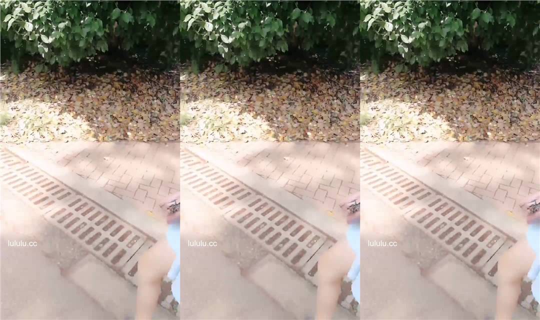 欠了赌债无法偿还的少妇被债主逮个现行只能回家耍耍抵账