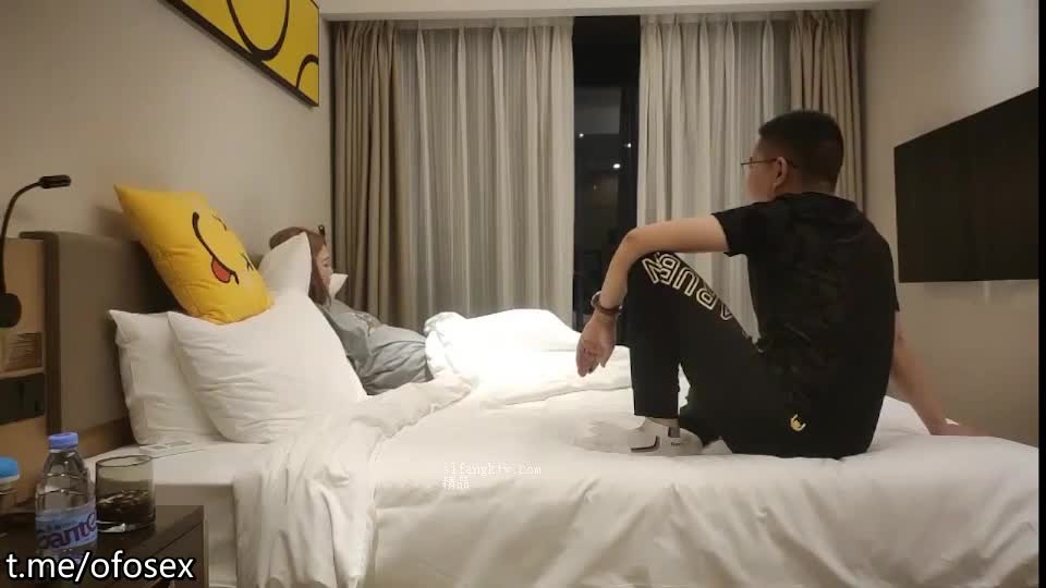 【#流浪的交际花】良家小少妇，C罩杯大胸后入，娇喘阵阵精彩佳作
