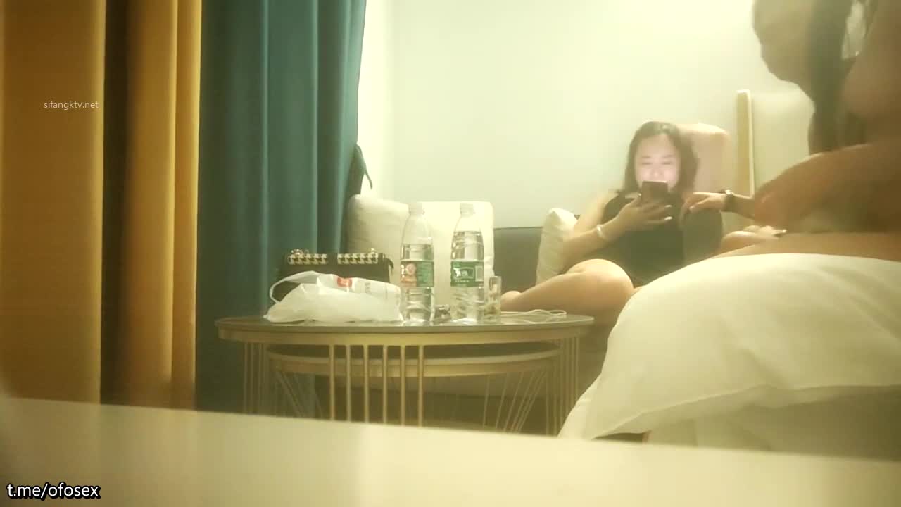 【#换妻探花】 密码房，酒店夫妻5P混操,三男两女啪啪，淫欲盛宴