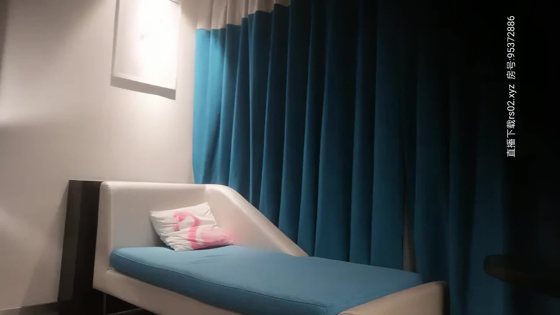 找了个待你如初恋的外围女无套后剧情反转，温柔身材也挺好皮肤白皙
