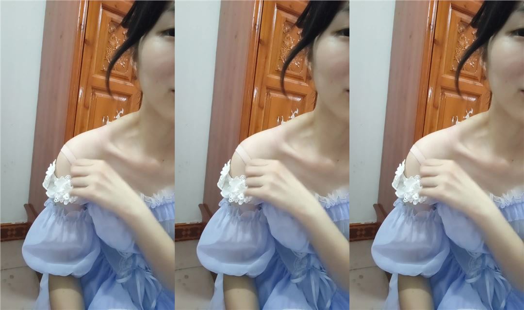 清纯校花下海，身材简直YYDS，，惊鸿一现露了下脸，还挺漂亮，这奶子