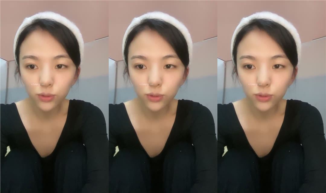 迷你级，坐标湖南，清纯邻家妹子，，吹风机加热逼这是什么操作，极品反差，骚劲上来
