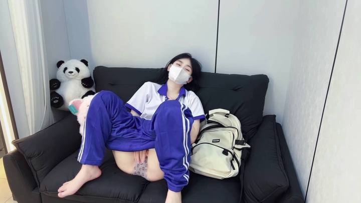 老板的高中女儿沦为性爱玩物吃完春药主动骑坐榨精